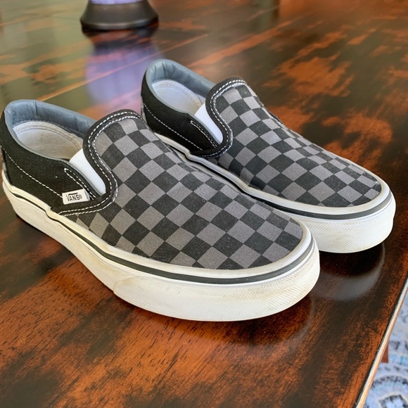 Vans - Picture 2 of 4